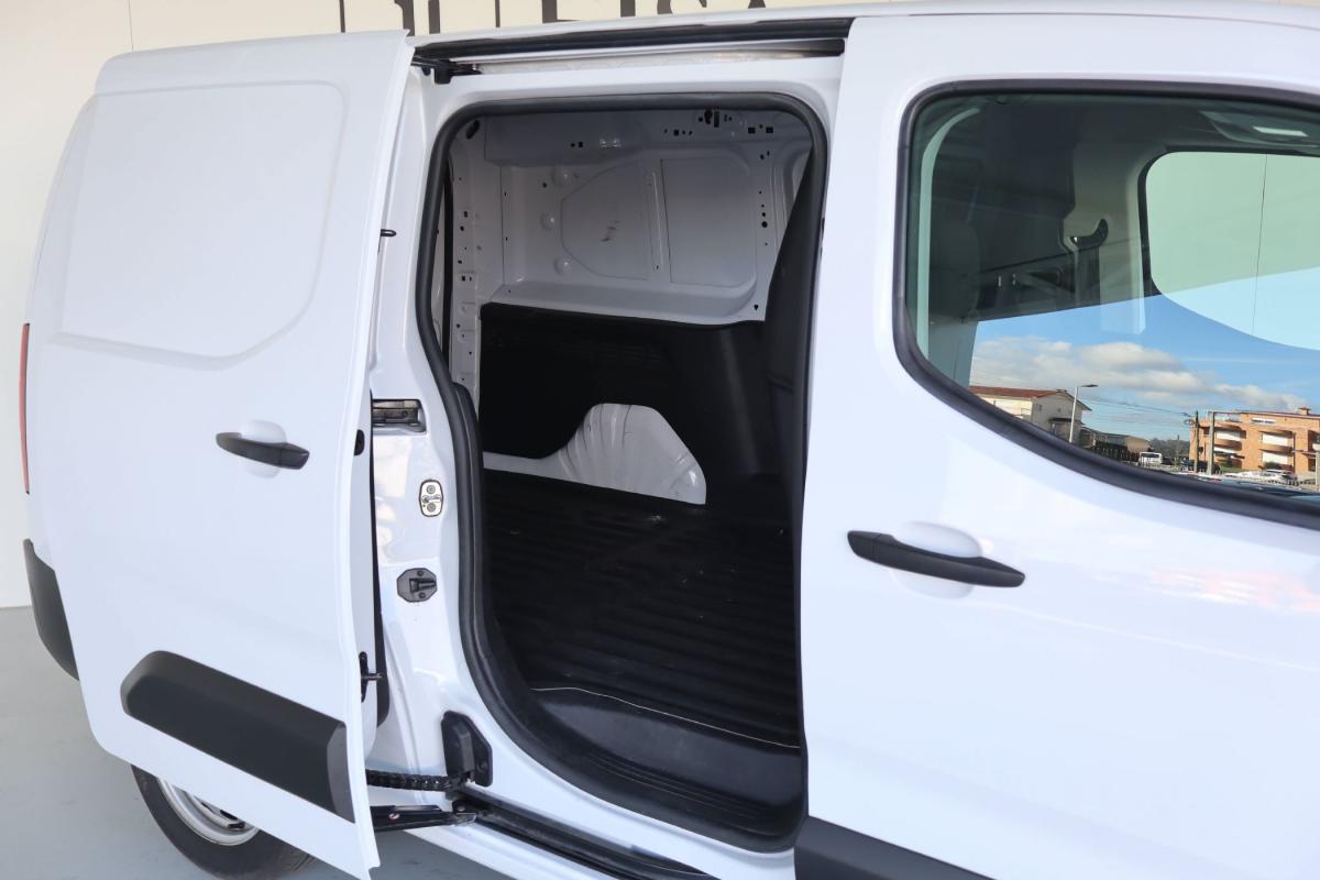 opel-combo-2024-diesel-1499cc