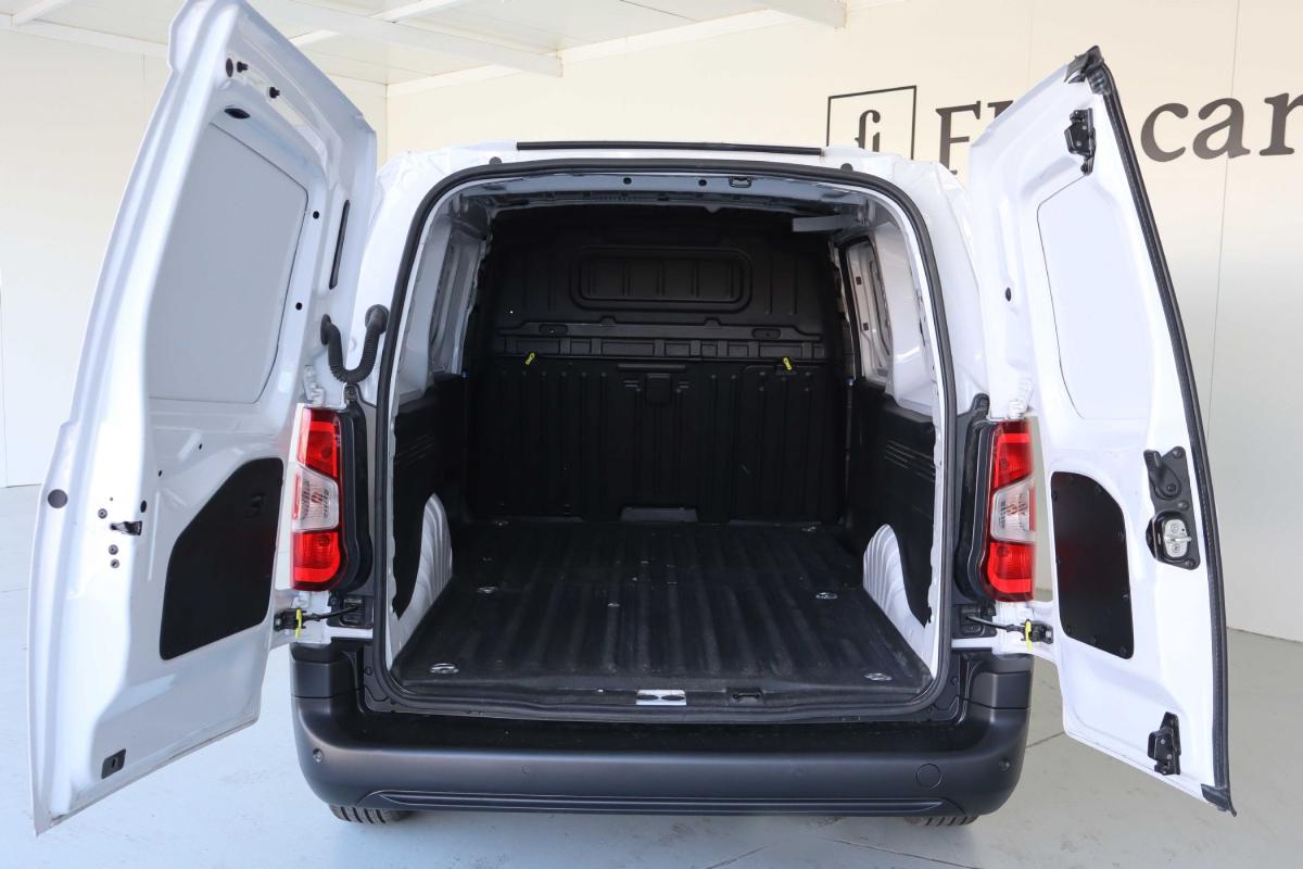 opel-combo-2024-diesel-1499cc
