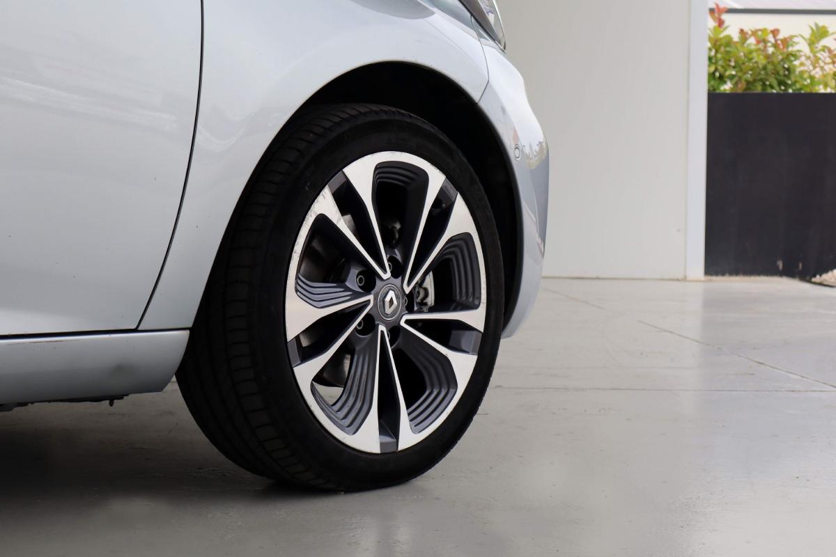 renault-zoe-2021-eletrico-500cc