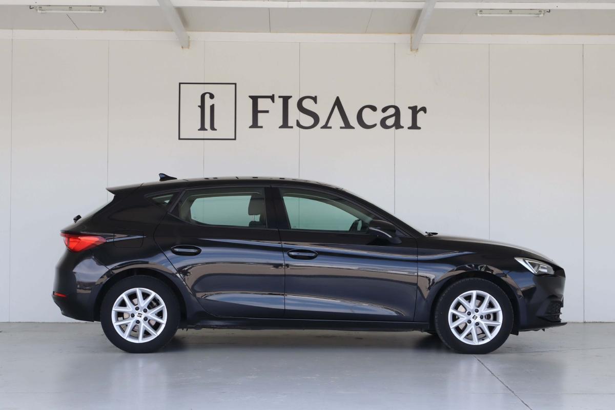 seat-leon-2023-gasolina-999cc