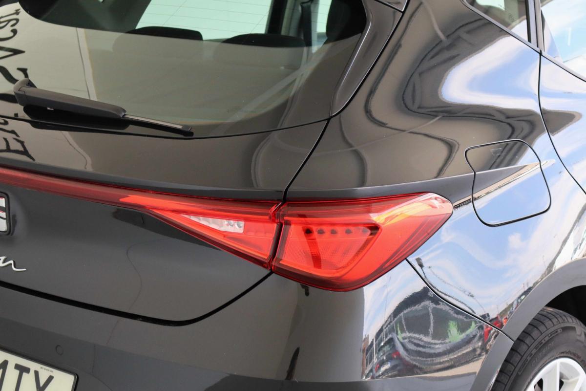 seat-leon-2023-gasolina-999cc
