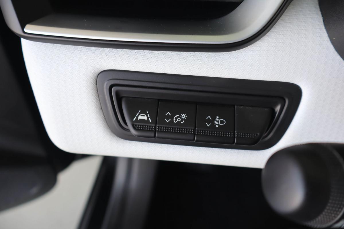 renault-clio-2023-gpl-999cc