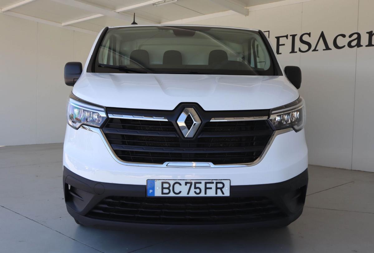 renault-trafic-2023-diesel-1997cc