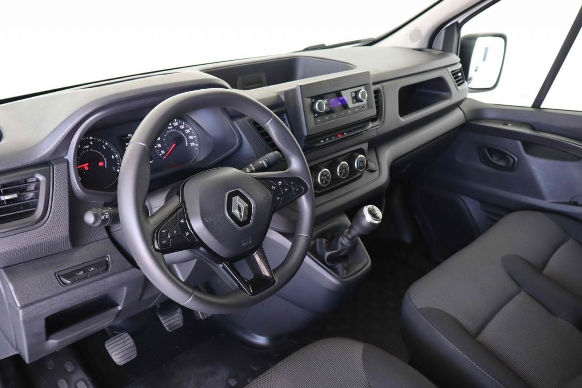 renault-trafic-2023-diesel-1997cc