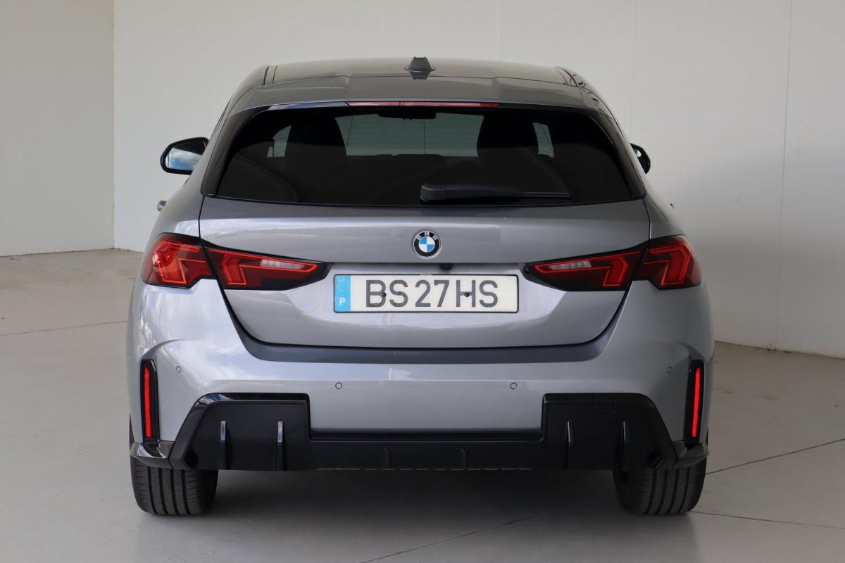 bmw-serie-1-2025-gasolina-1499cc