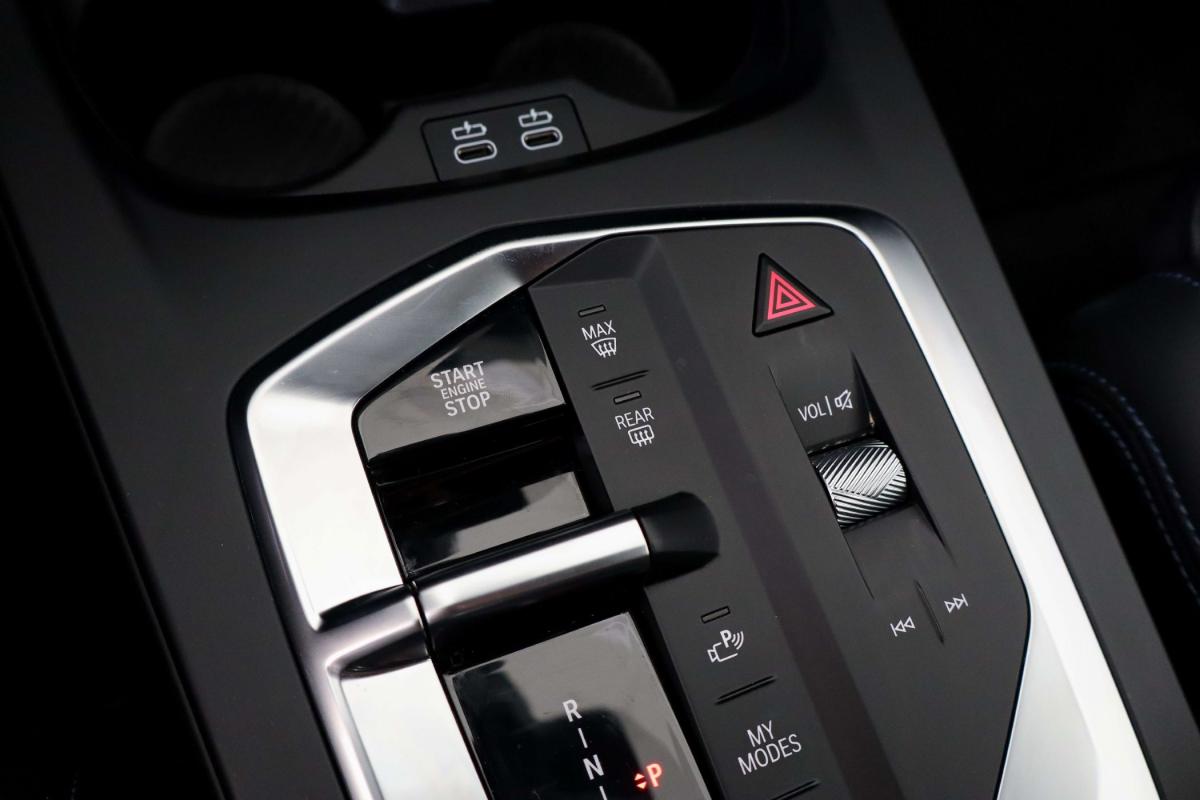 bmw-serie-1-2025-gasolina-1499cc