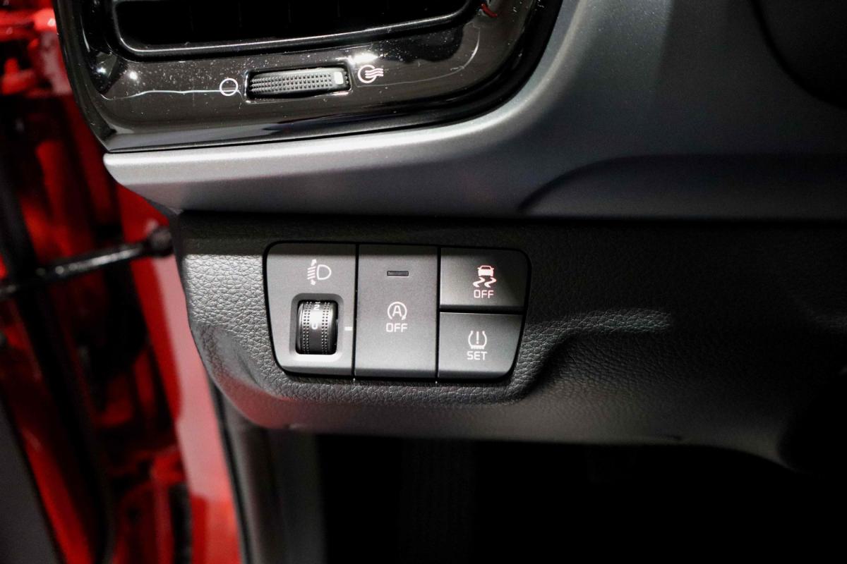 kia-stonic-2025-gasolina-998cc