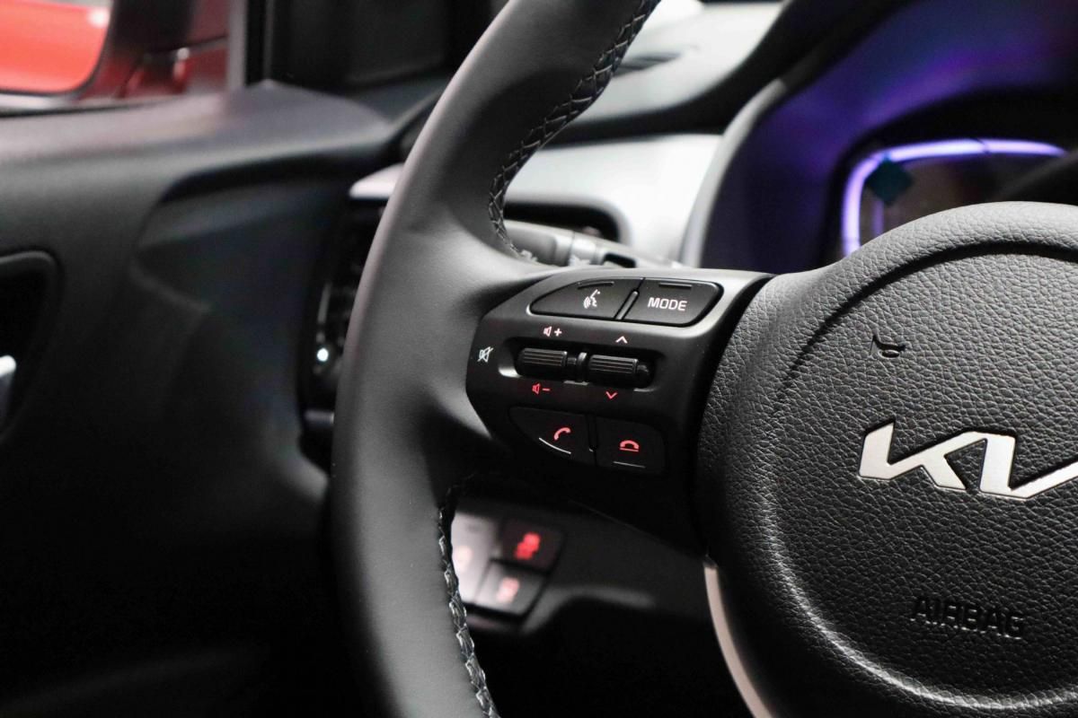 kia-stonic-2025-gasolina-998cc