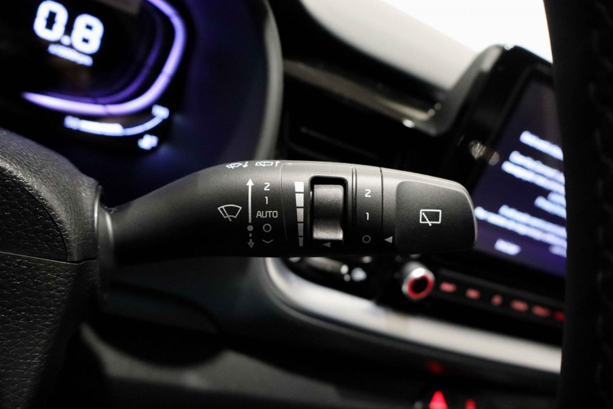 kia-stonic-2025-gasolina-998cc