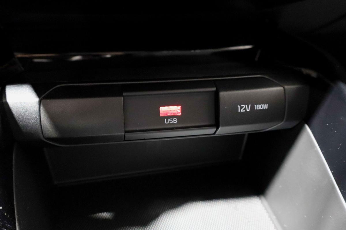 kia-stonic-2025-gasolina-998cc