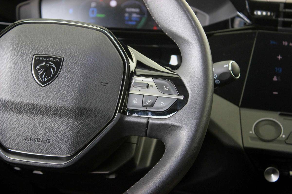peugeot-308-sw-2023-hibrido-a-gasolina-1598cc