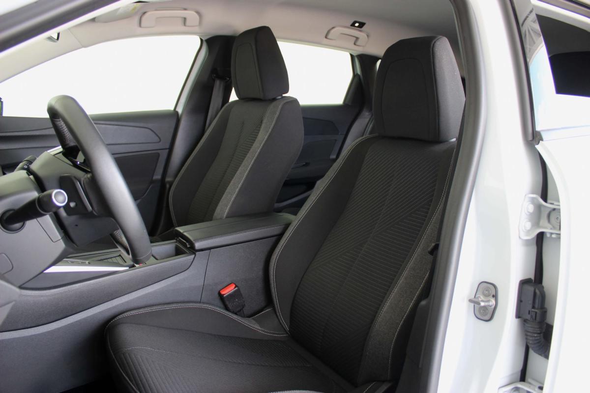 peugeot-308-sw-2023-hibrido-a-gasolina-1598cc