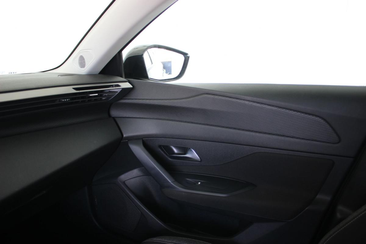 peugeot-308-sw-2023-hibrido-a-gasolina-1598cc