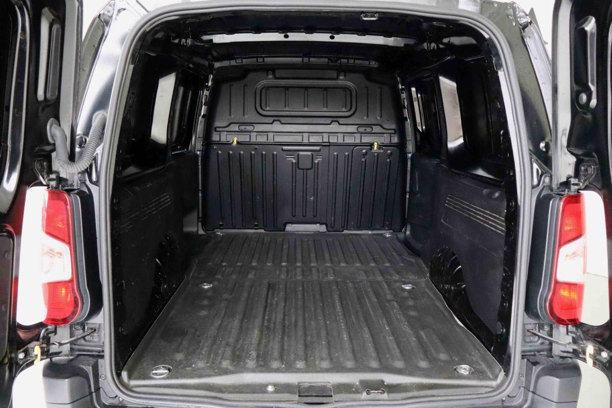 opel-combo-2024-diesel-1499cc