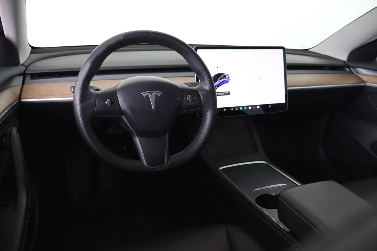 tesla-model-3-2021-eletrico-500cc