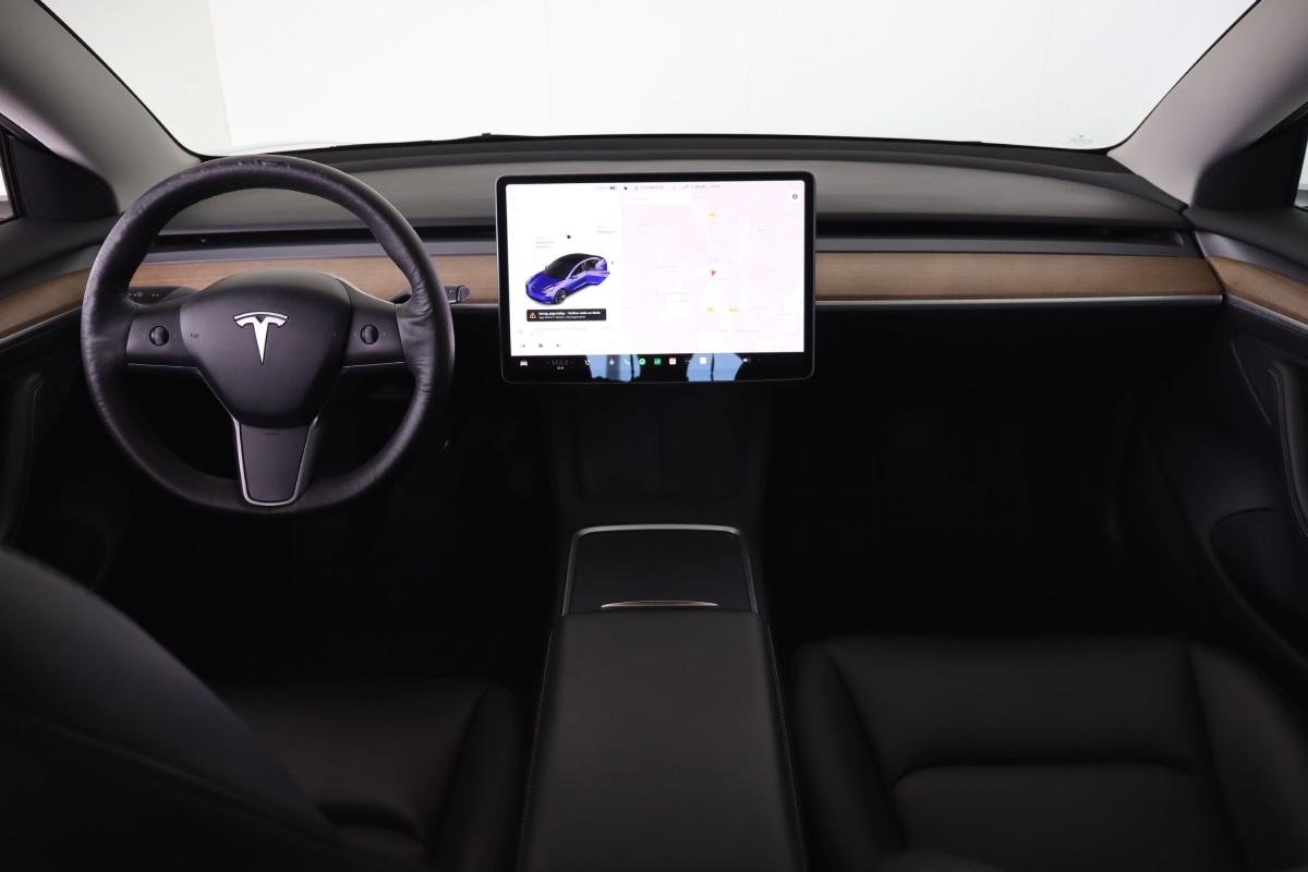 tesla-model-3-2021-eletrico-500cc