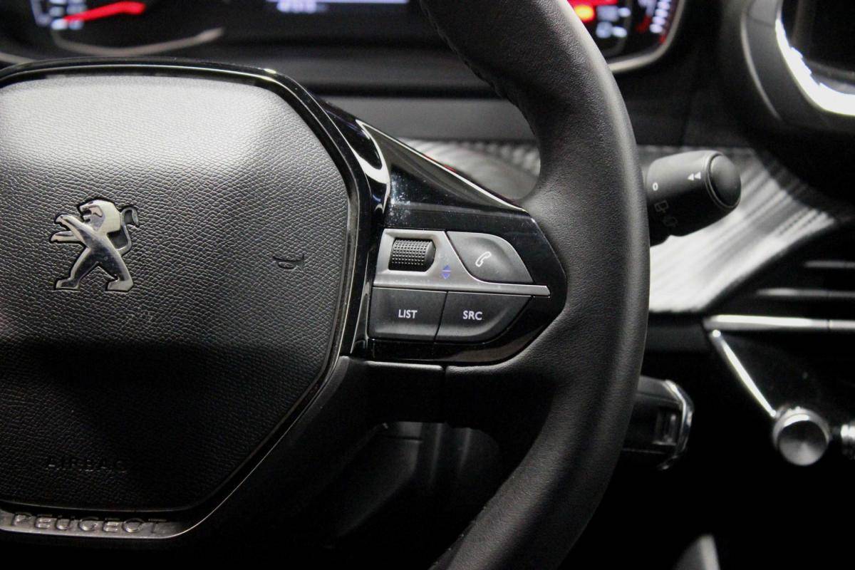 peugeot-208-2023-diesel-1499cc