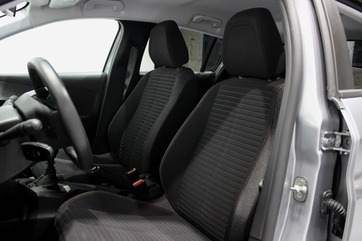 peugeot-208-2023-diesel-1499cc