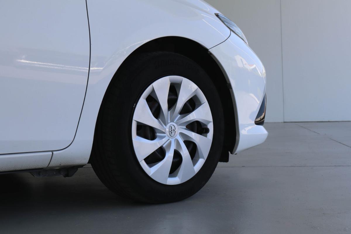toyota-auris-2016-diesel-1364cc