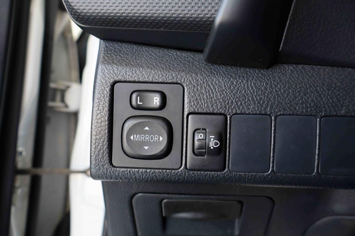 toyota-auris-2016-diesel-1364cc