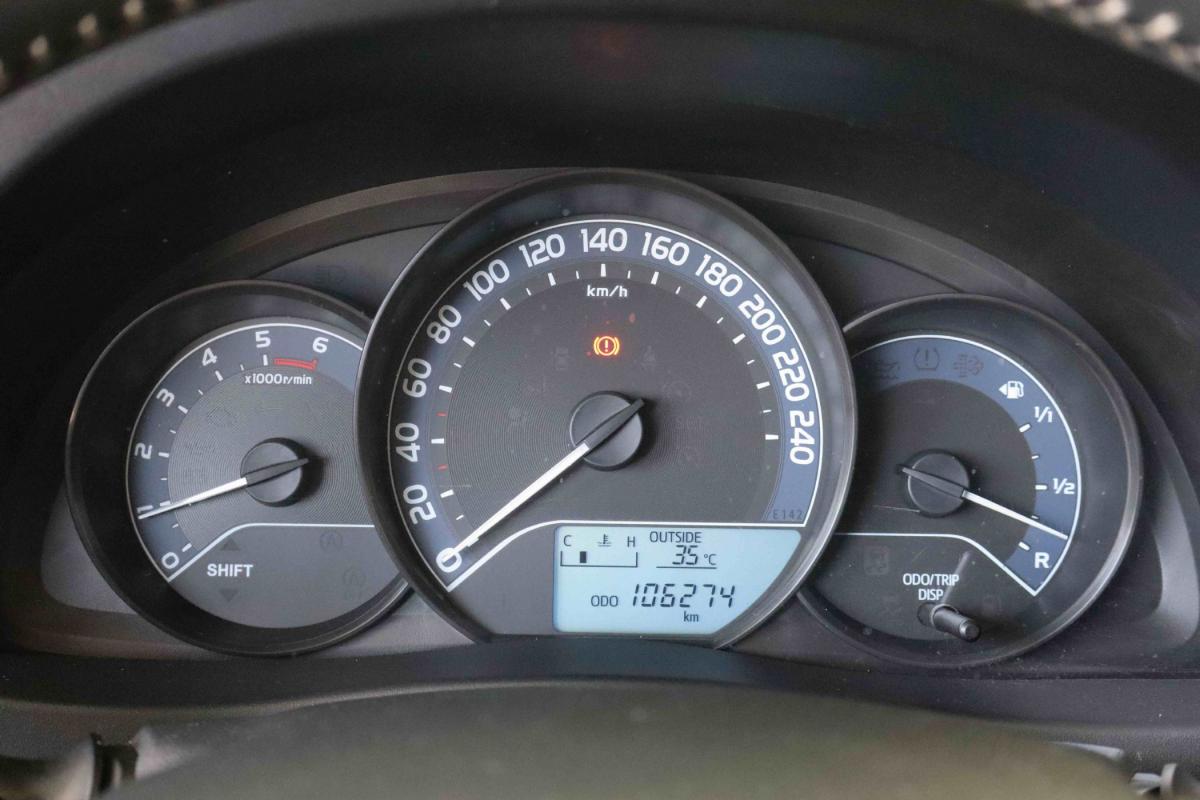 toyota-auris-2016-diesel-1364cc