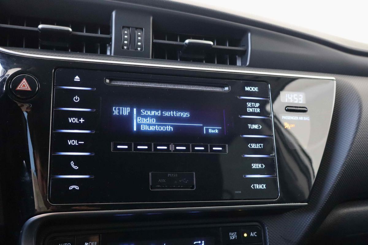 toyota-auris-2016-diesel-1364cc