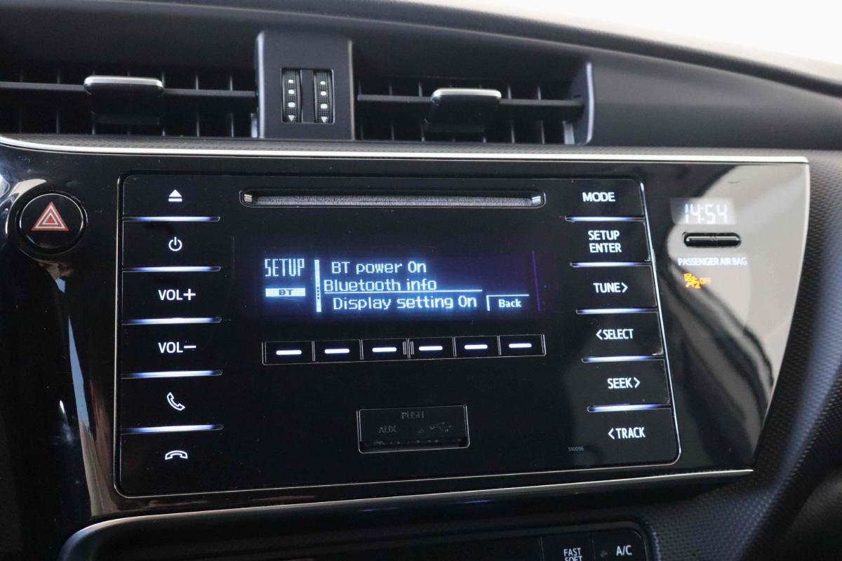 toyota-auris-2016-diesel-1364cc