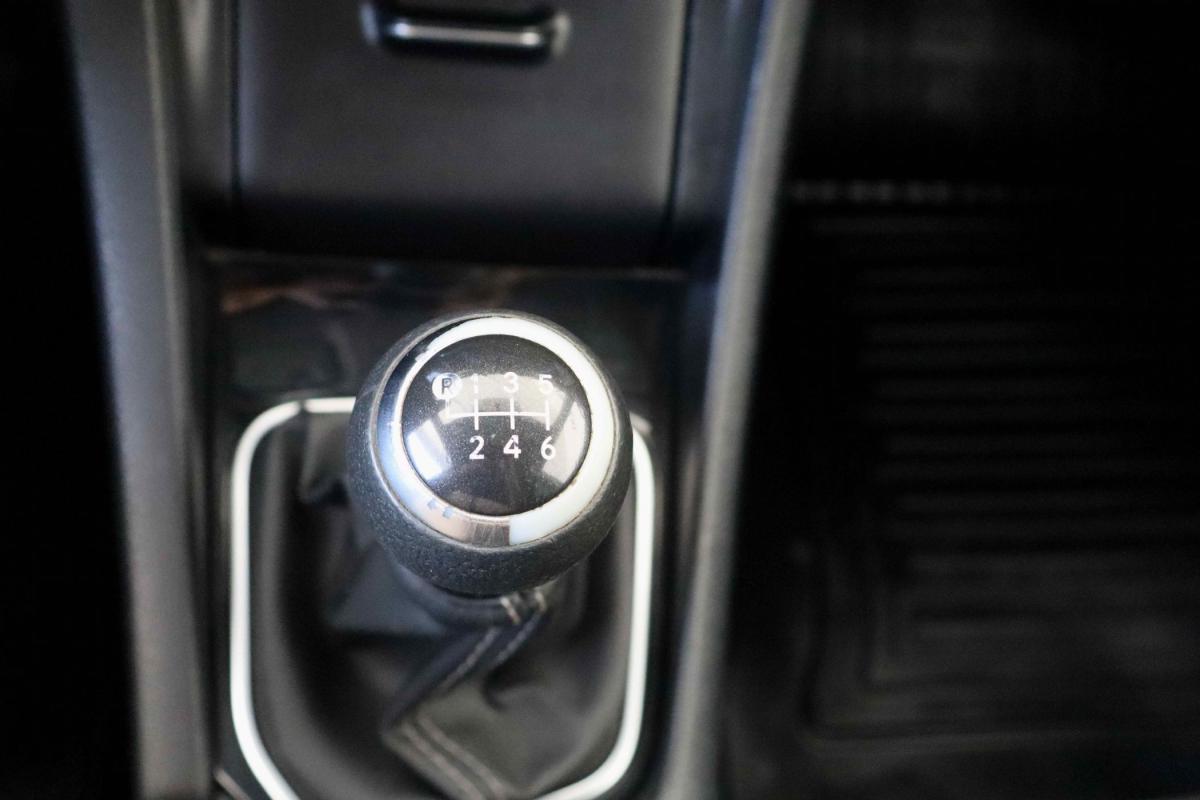 toyota-auris-2016-diesel-1364cc