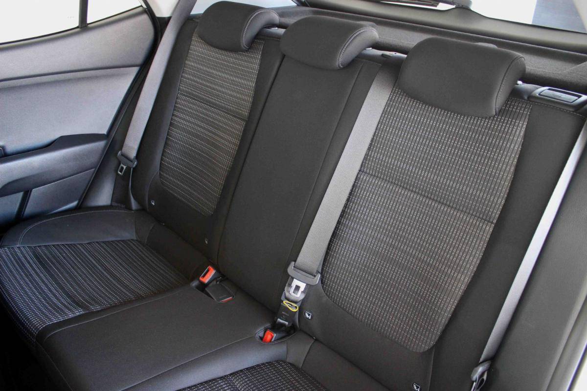 kia-stonic-2025-gasolina-998cc