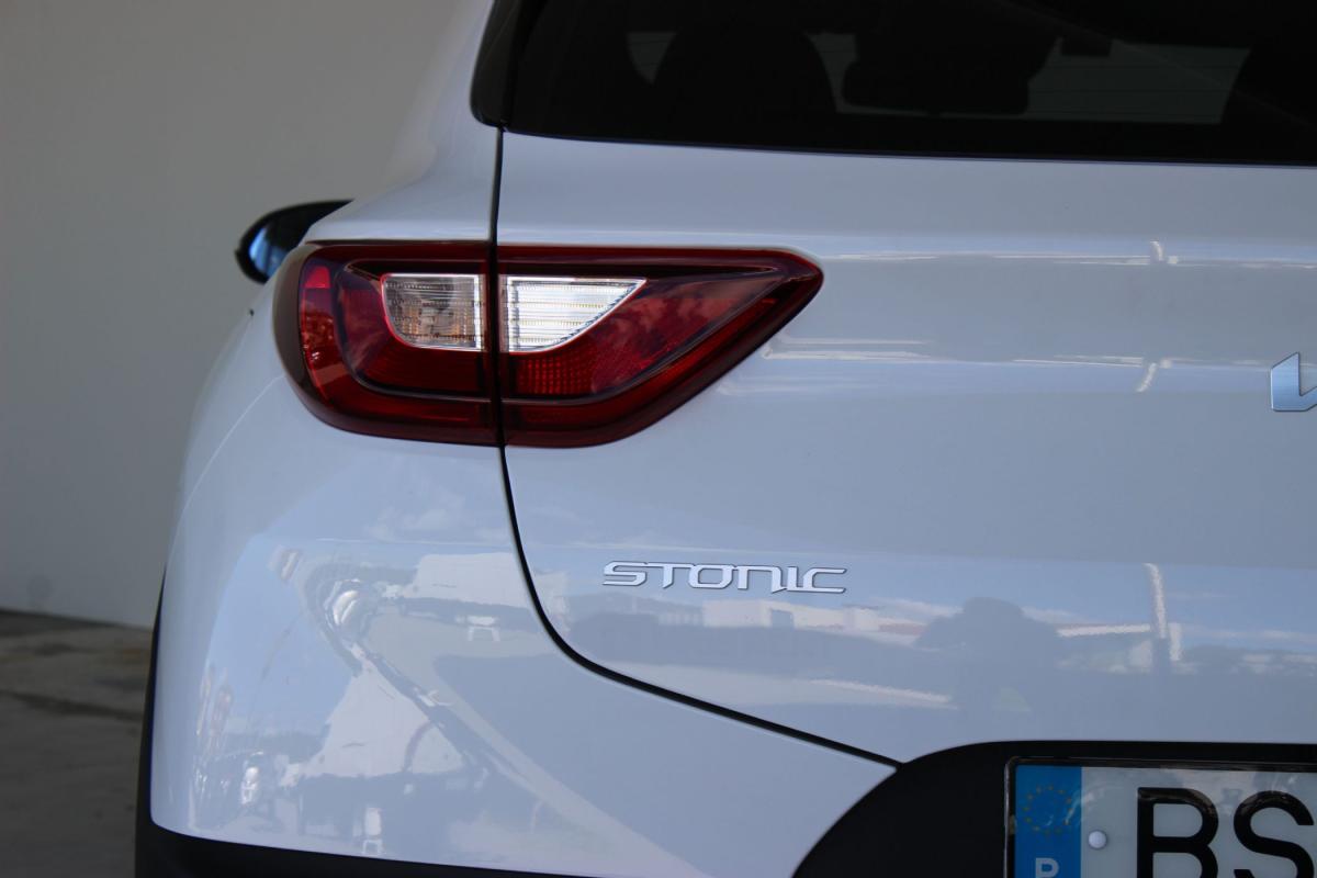kia-stonic-2025-gasolina-998cc