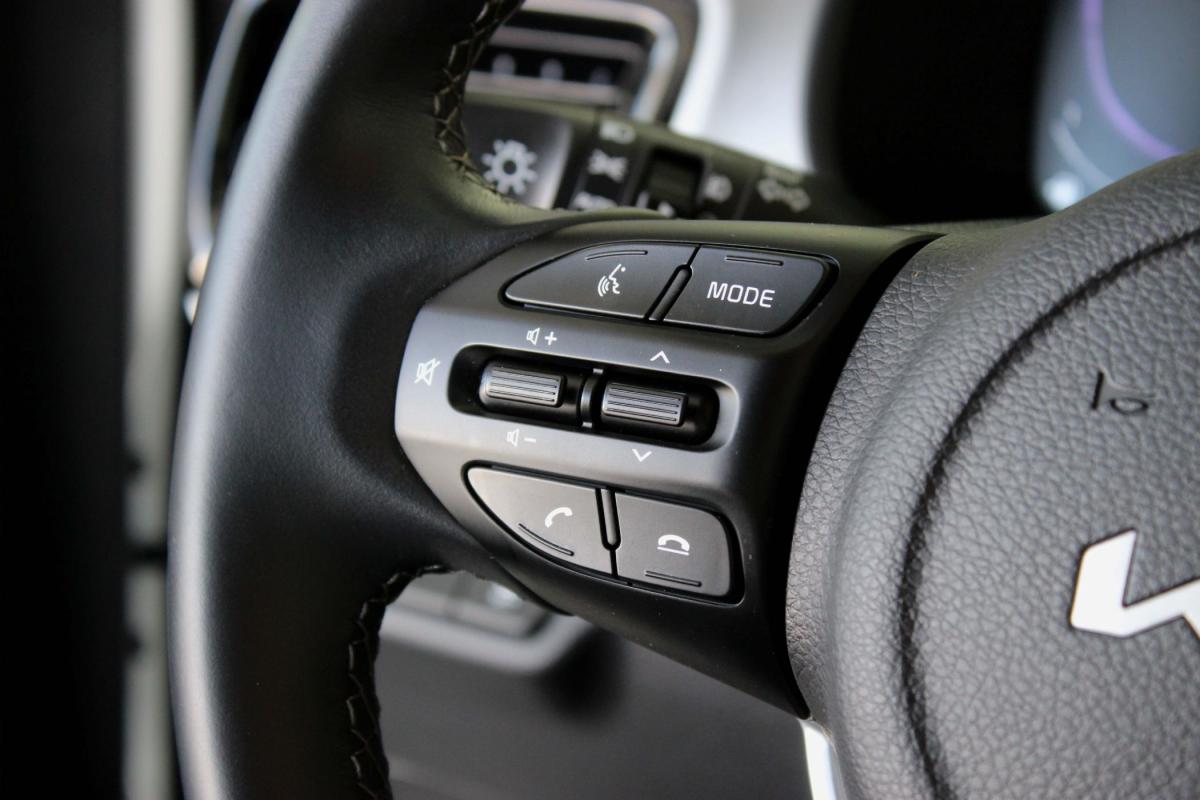 kia-stonic-2025-gasolina-998cc