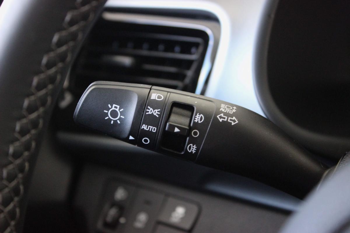 kia-stonic-2025-gasolina-998cc