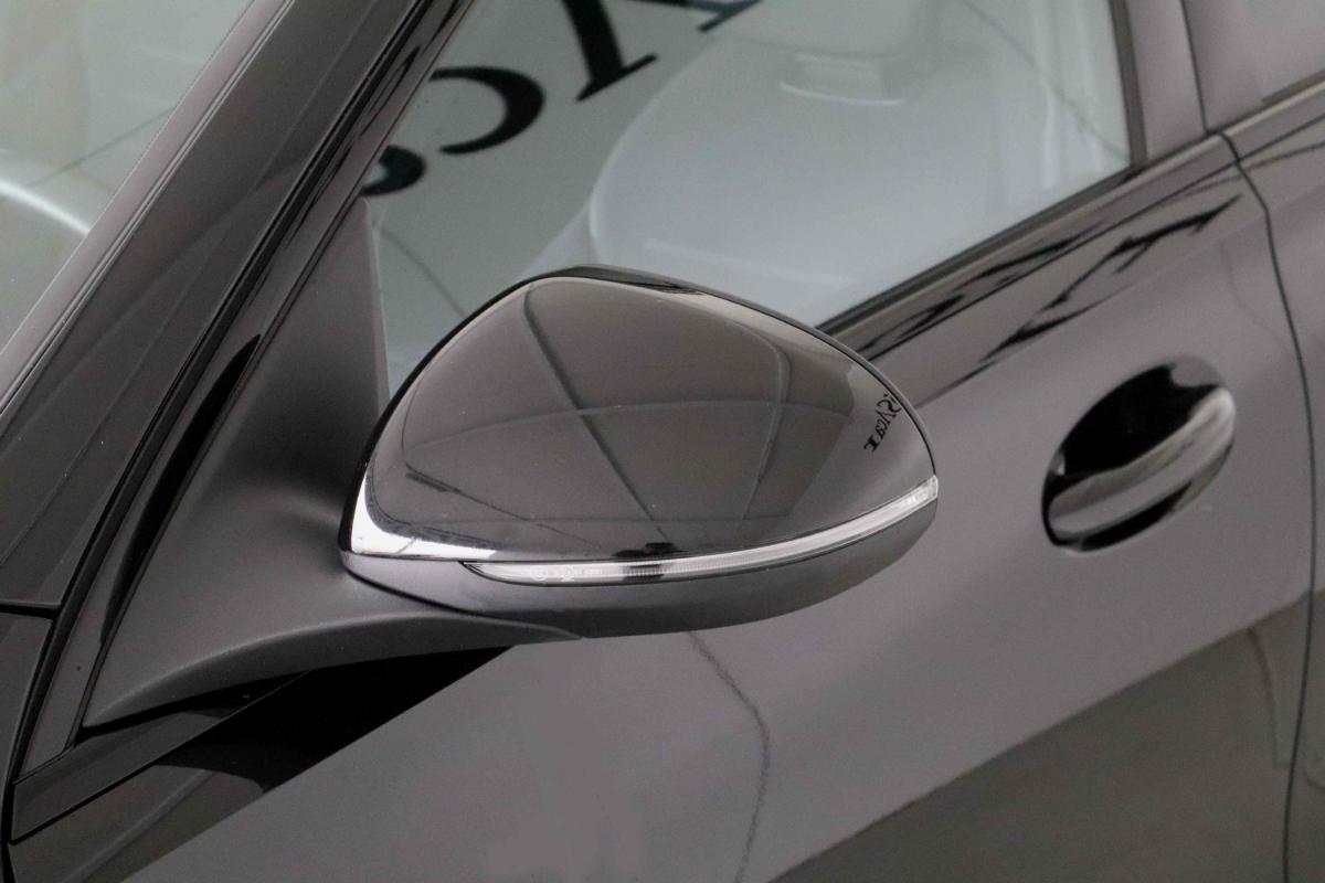 mercedes-benz-classe-c-2023-hibrido-a-gasolina-1993cc