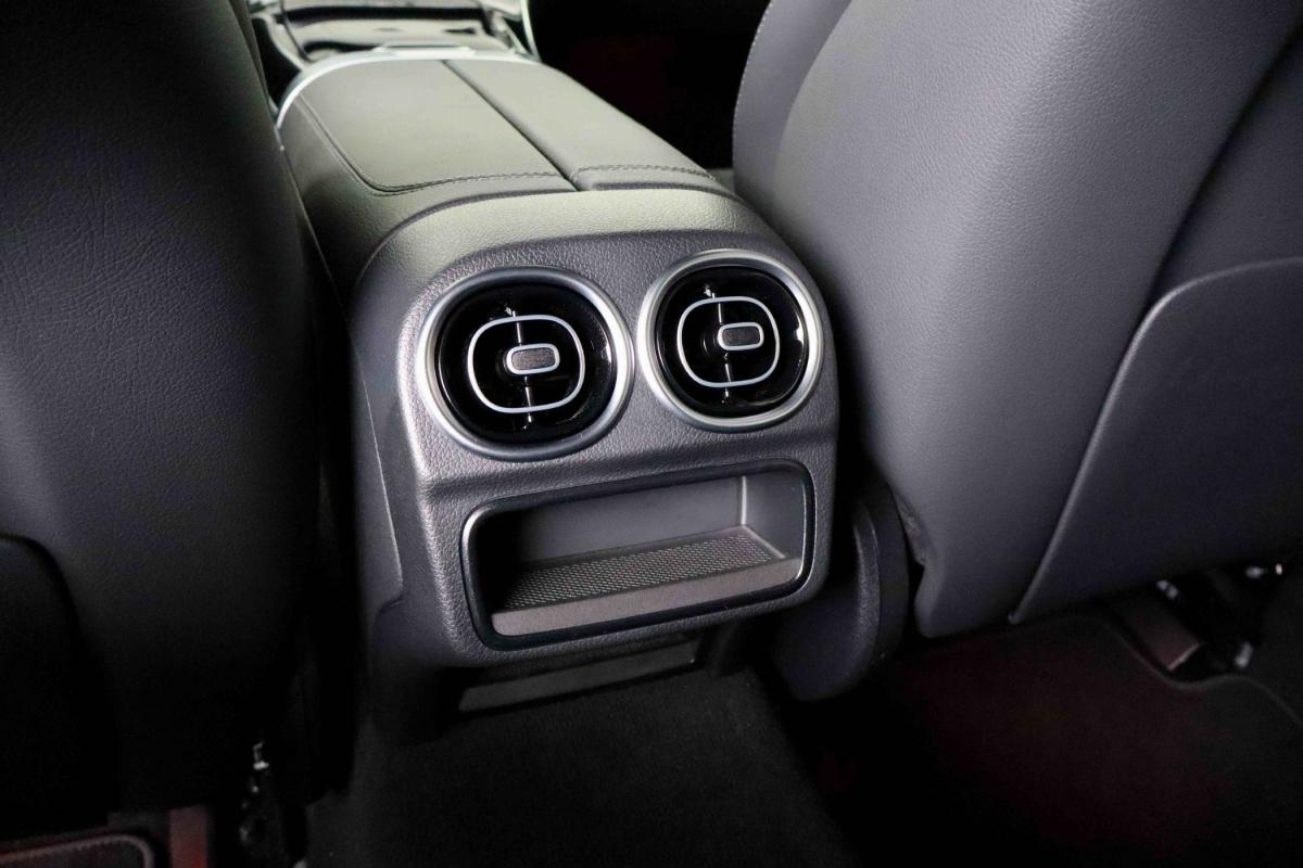 mercedes-benz-classe-c-2023-hibrido-a-gasolina-1993cc