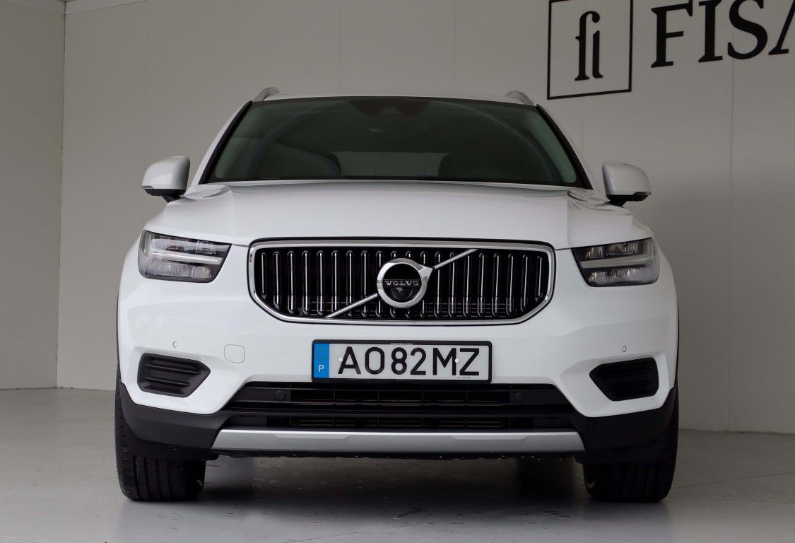 volvo-xc40-2022-hibrido-a-gasolina-1477cc