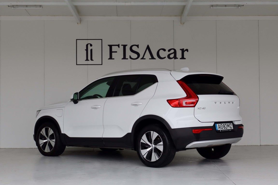 volvo-xc40-2022-hibrido-a-gasolina-1477cc