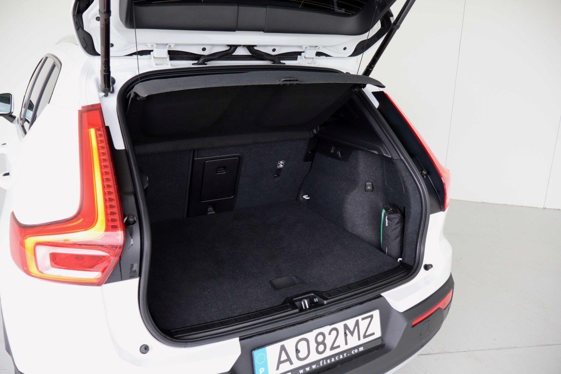 volvo-xc40-2022-hibrido-a-gasolina-1477cc