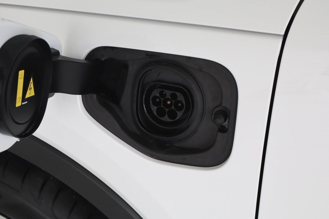 volvo-xc40-2022-hibrido-a-gasolina-1477cc