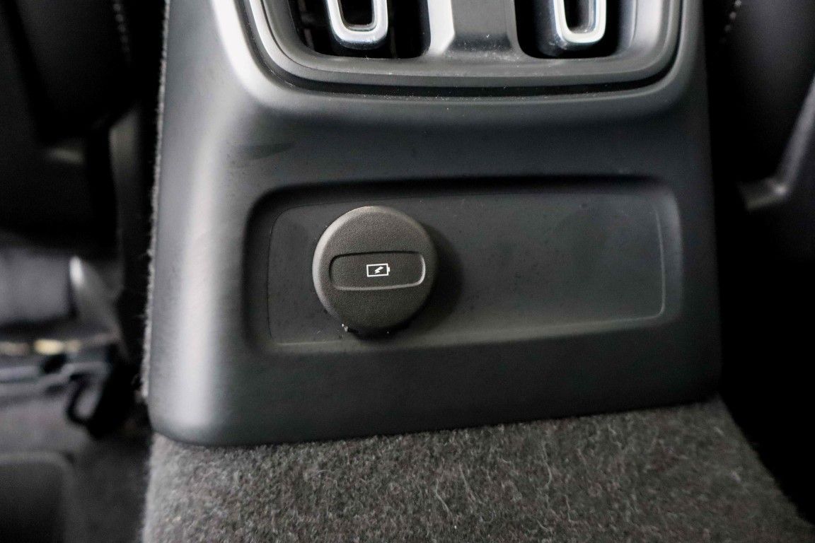 volvo-xc40-2022-hibrido-a-gasolina-1477cc