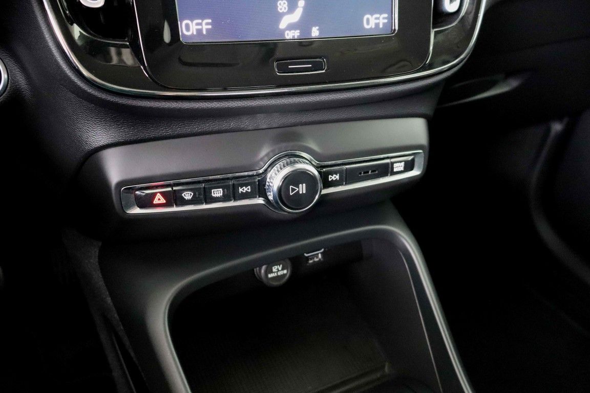 volvo-xc40-2022-hibrido-a-gasolina-1477cc