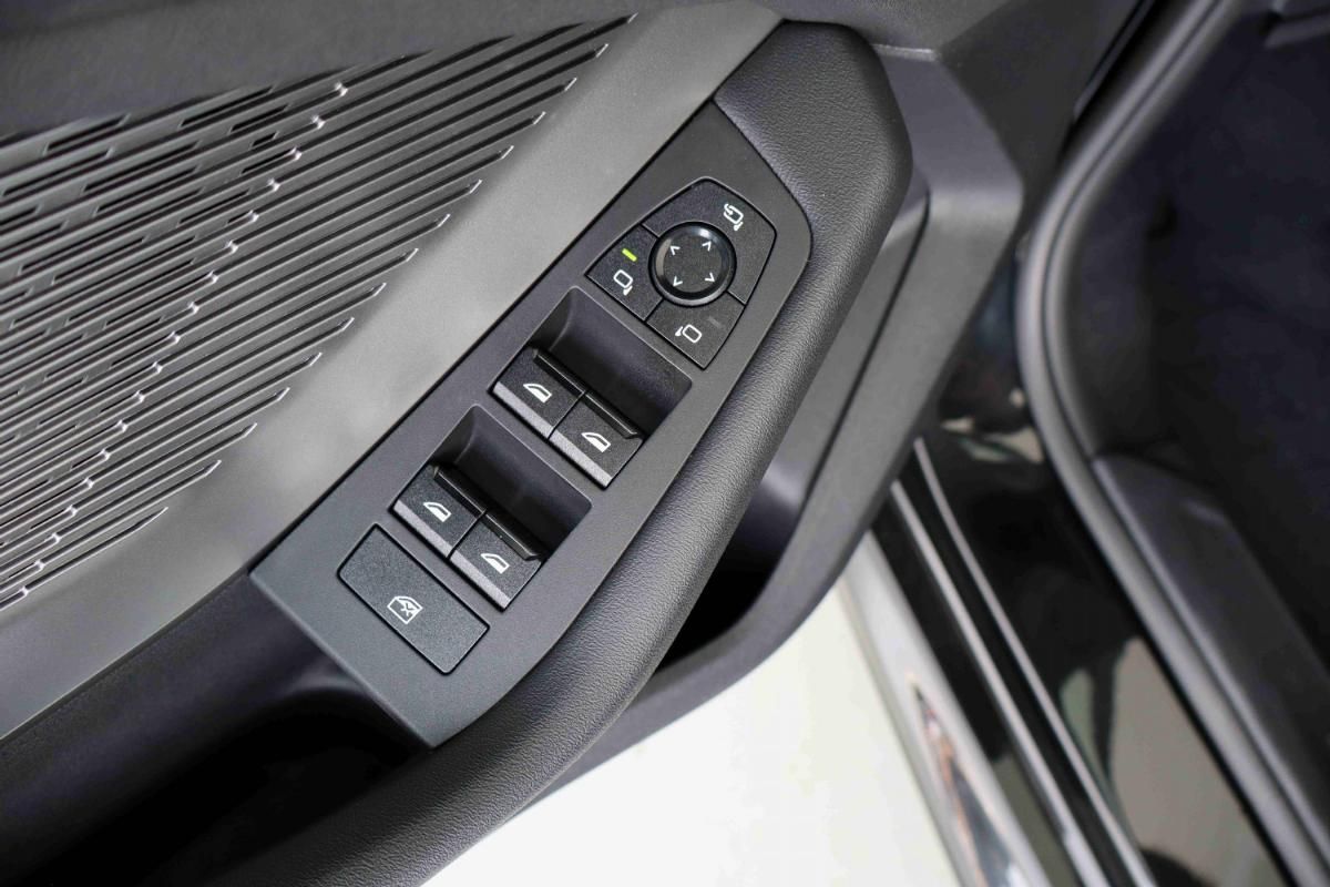 bmw-serie-1-2026-gasolina-1499cc