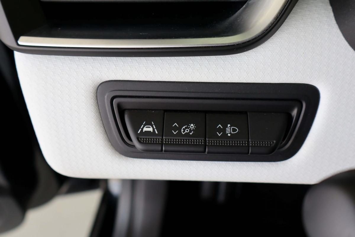 renault-clio-2023-gpl-999cc