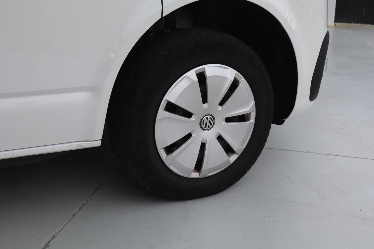 volkswagen-transporter-2024-diesel-1968cc
