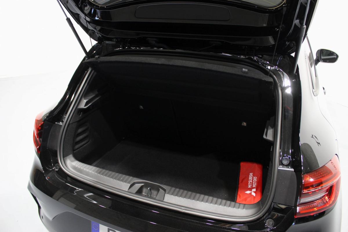 mitsubishi-colt-2025-gpl-999cc