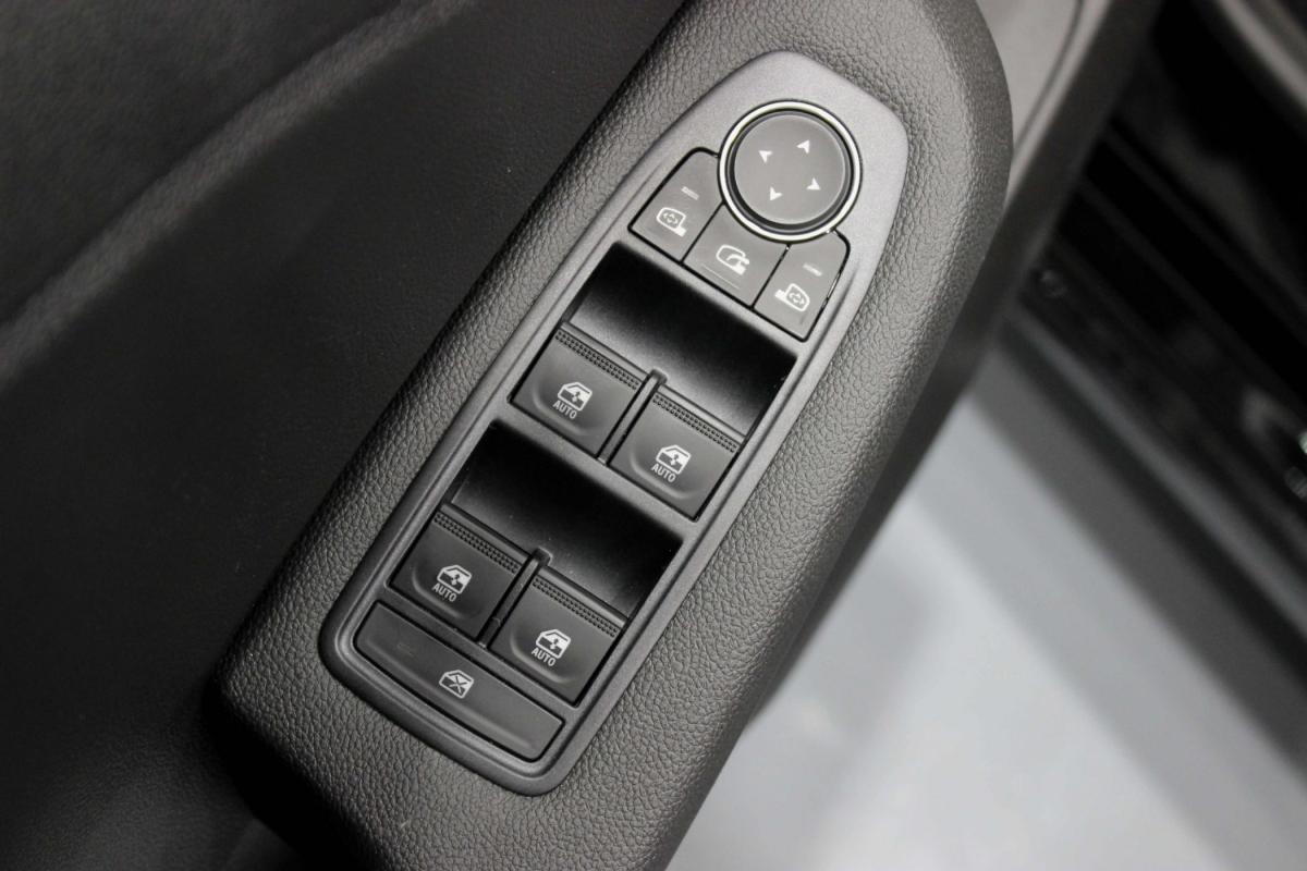 mitsubishi-colt-2025-gpl-999cc