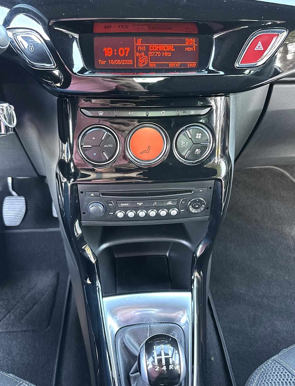 citroen-ds3-1-6-e-hdi-airdream-2014-diesel-1560cc
