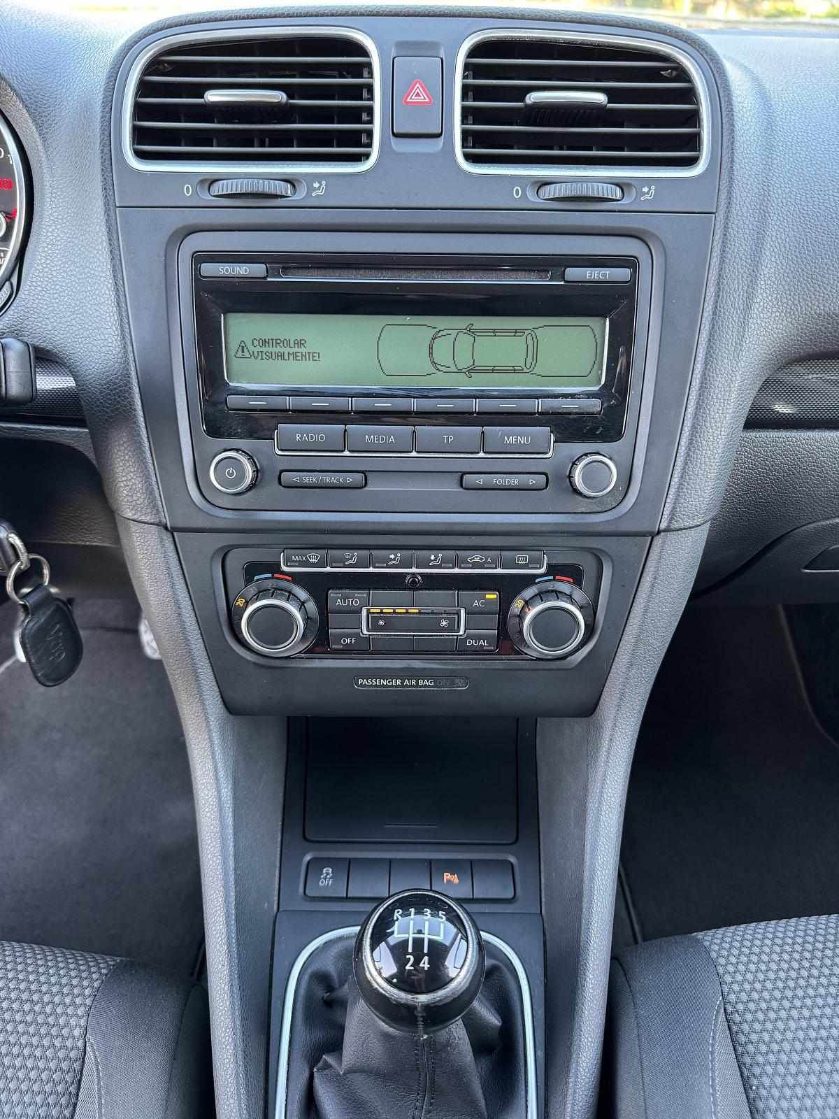 volkswagen-golf-1-6-tdi-bluemotion-2010-diesel-1598cc