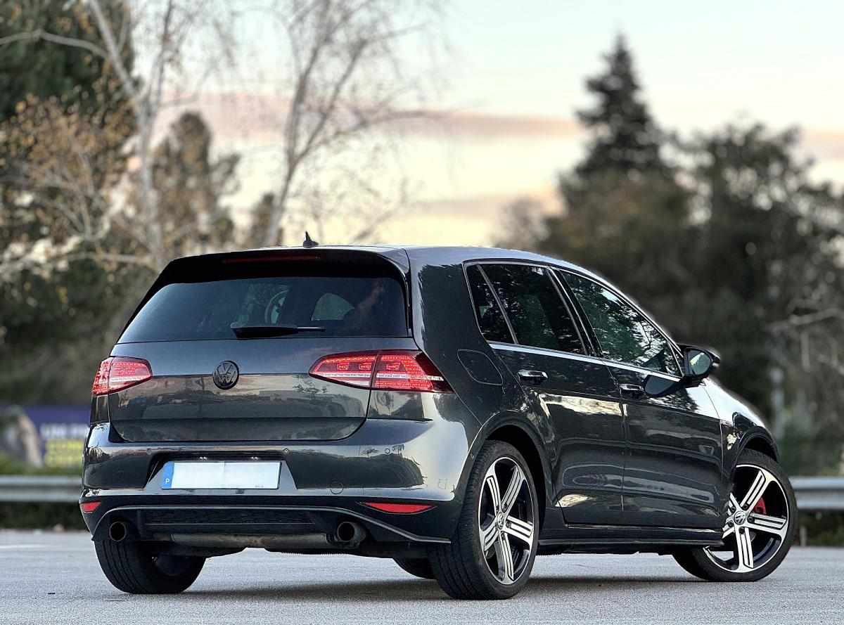 volkswagen-golf-gti-2-0-tsi-bluemotion-2014-gasolina-1984cc