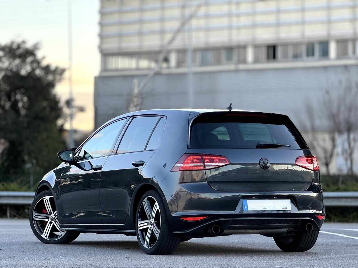 volkswagen-golf-gti-2-0-tsi-bluemotion-2014-gasolina-1984cc