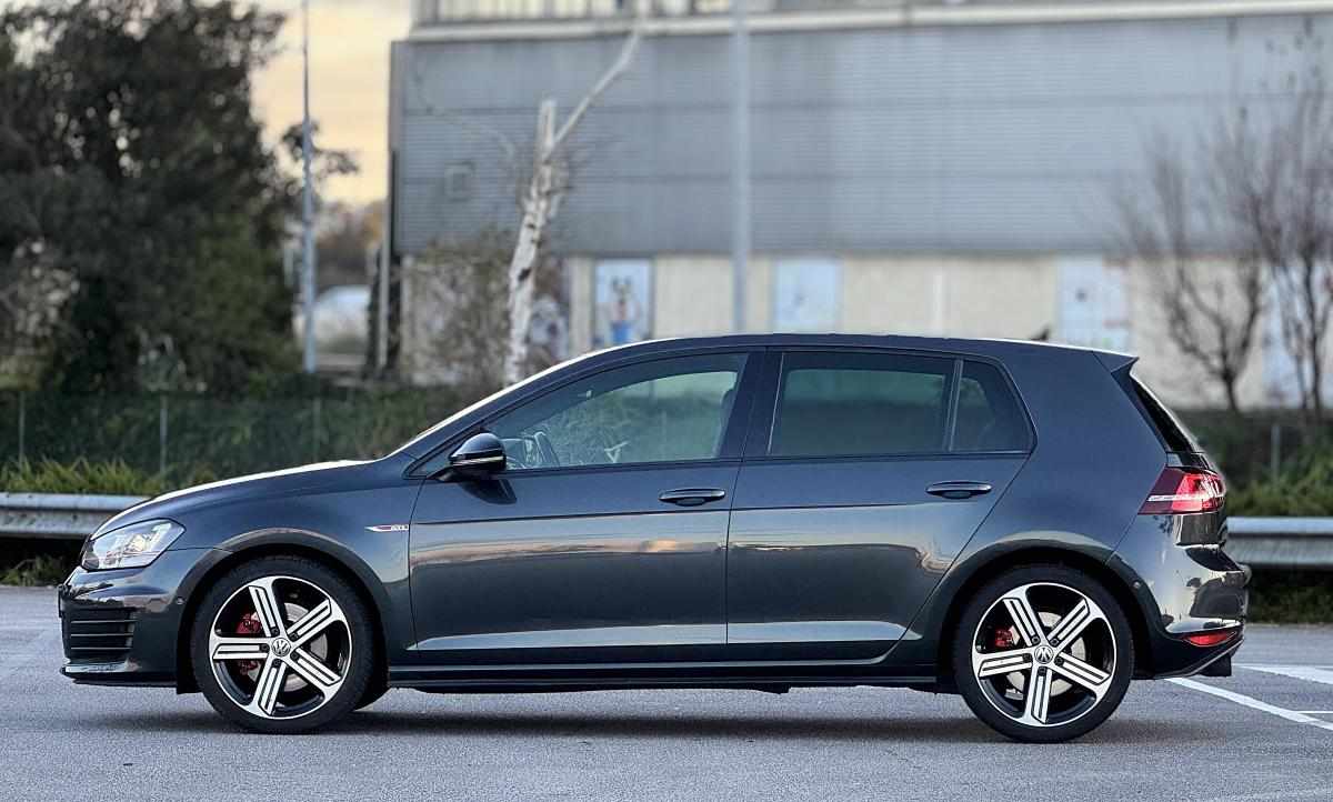 volkswagen-golf-gti-2-0-tsi-bluemotion-2014-gasolina-1984cc